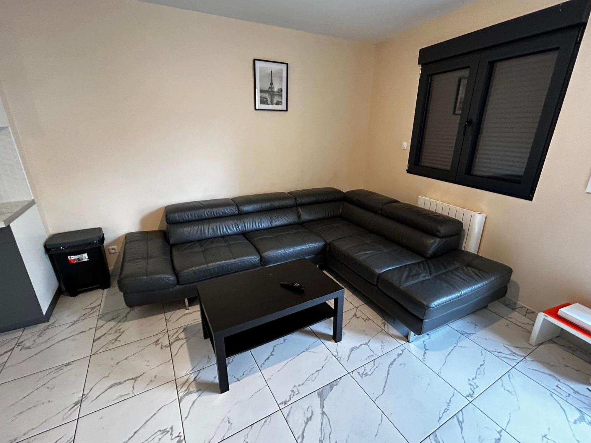 Masion Belle Vue Lägenhet Sarcelles Exteriör bild